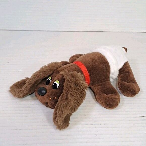 Hasbro Pound Puppies Brown Plush Dog 8" w/ Red Collar & Diaper Vintage Plushie - Picture 1 of 7